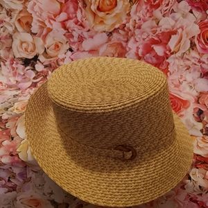 NINE WEST STRAW BUCKET HAT!